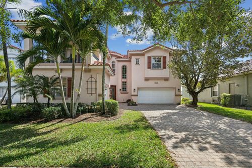 694 Cresta Cir, West Palm Beach, FL, 33413-1046 | Card Image