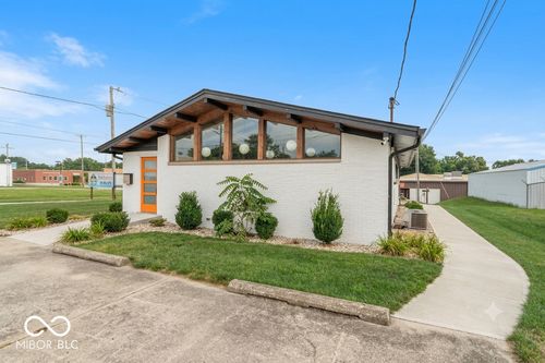 403 N Indiana St, Greencastle, IN, 46135-1020 | Card Image