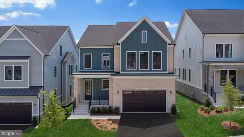 41878 Night Nurse Cir, BRAMBLETON, VA, 20148 | Card Image