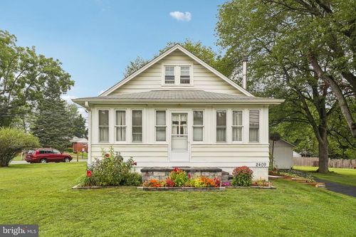 2409 Naamans Rd, Wilmington, DE, 19810-1234 | Card Image