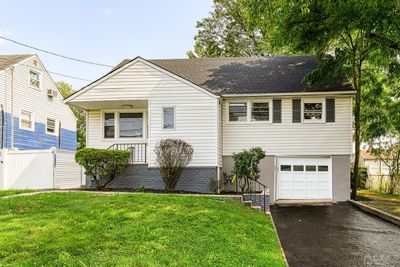 70 Mason Street, House other with 4 bedrooms, 3 bathrooms and null parking in Menlo Park Terrace NJ | Image 1