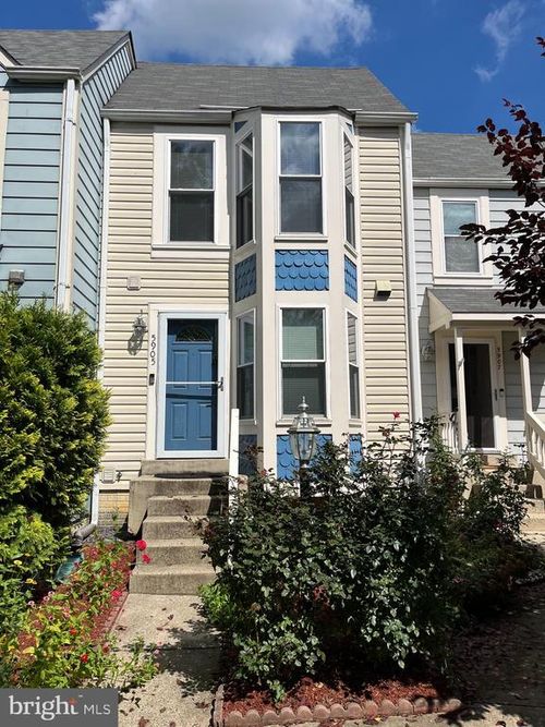 5905 Saint Giles Way, ALEXANDRIA, VA, 22315-4745 | Card Image