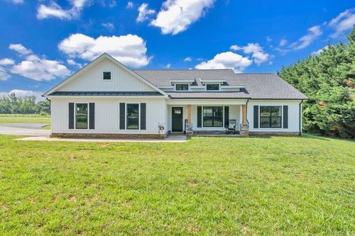 915 Morewood Rd, Hardy, VA, 24101 | Card Image