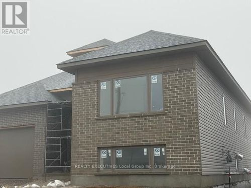 109 Tower Dr, North Bay, ON, P1C0A4 | Card Image