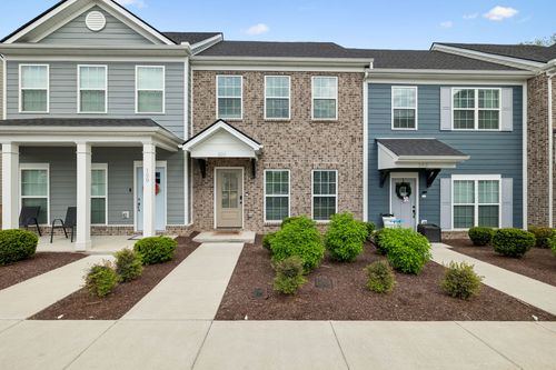 201 Harvard Dr, Gallatin, TN, 37066-2727 | Card Image