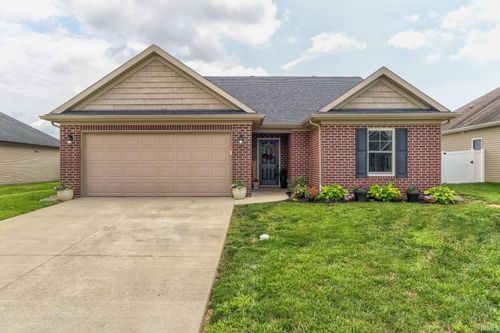 13303 Halle Dr, Evansville, IN, 47725-9031 | Card Image