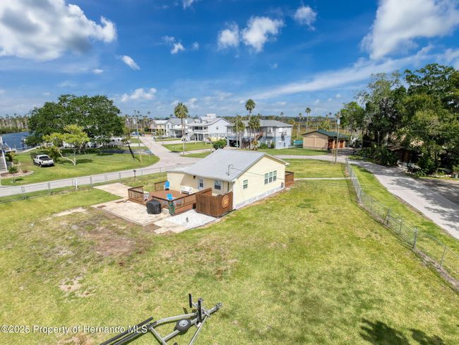 7272 Westwind St, House other with 2 bedrooms, 1 bathrooms and null parking in Weeki Wachee FL | Image 10