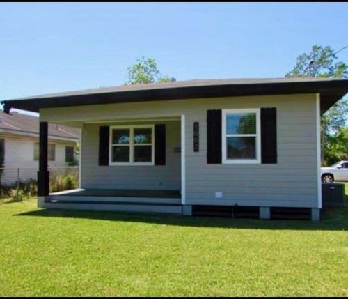 1002 Block St, Port Neches, TX, 77651-2708 | Card Image