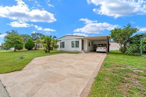 9001 Sheldon West Dr, TAMPA, FL, 33626-3666 | Card Image