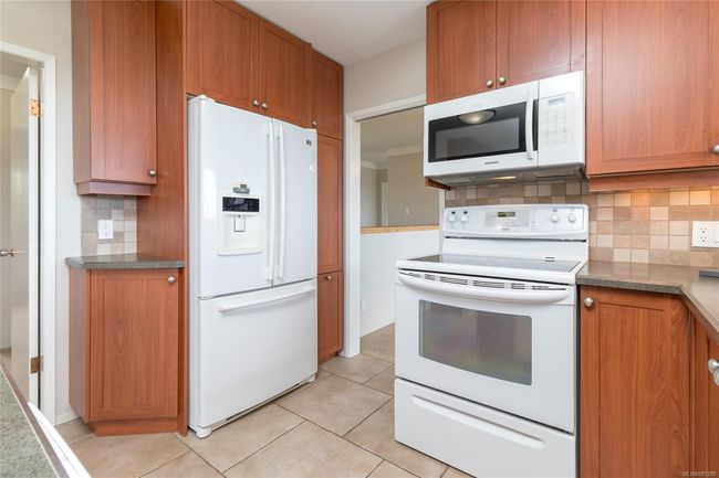 416 Parkhill Terr, House other with 5 bedrooms, 3 bathrooms and 8 parking in Ladysmith BC | Image 20