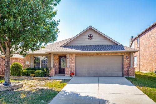 14317 Mariposa Lily Ln, Haslet, TX, 76052-5857 | Card Image