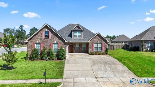 263 Dustin Ln Nw, Madison, AL, 35757-6972 | Card Image