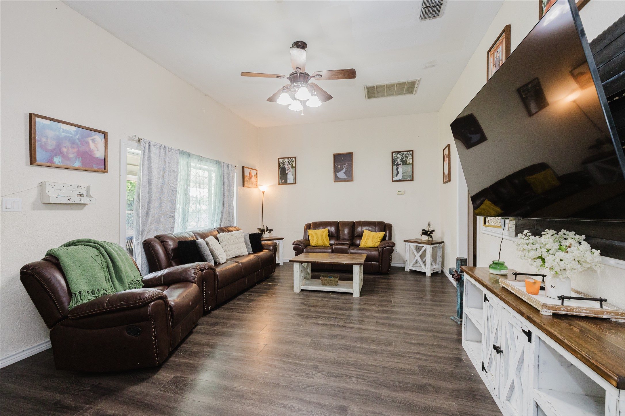 Residential in Eastland 4