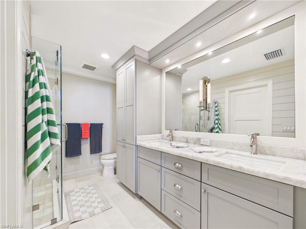 Residential in MARCO ISLAND 5