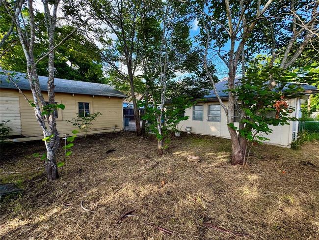 Great sized lot and backyard | Image 37