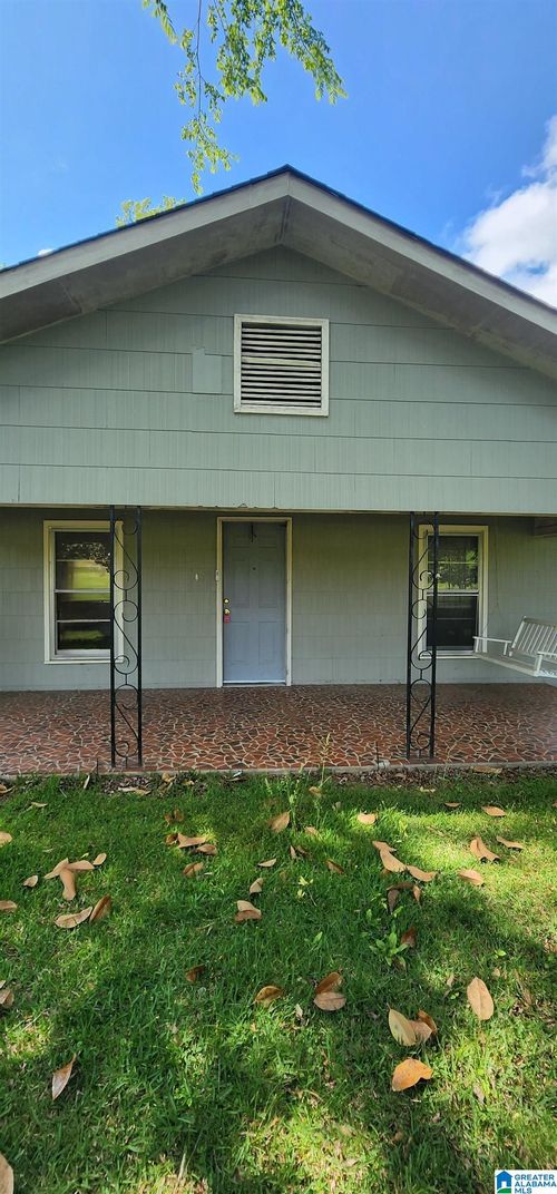 732 1st Ave E, Oneonta, AL, 35121-1506 | Card Image