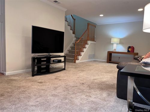 805 Blue Ridge Dr, Medford, NY, 11763 | Card Image