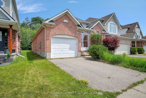 436 Lausanne Cres, Waterloo, ON, N2T2X6 | Card Image