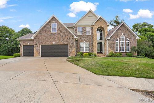 6 Crestwyck Ct, Lake St Louis, MO, 63367-4244 | Card Image