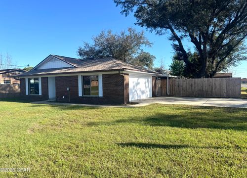 5204 Park St, Panama City, FL, 32404-6718 | Card Image