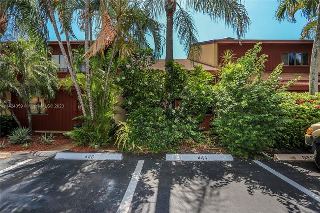 0 - 444 Se 14th St, Townhouse with 2 bedrooms, 2 bathrooms and null parking in Dania Beach FL | Image 37