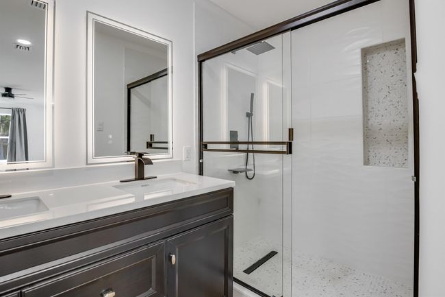 701 37 Th St, House other with 3 bedrooms, 2 bathrooms and null parking in West Palm Beach FL | Image 24