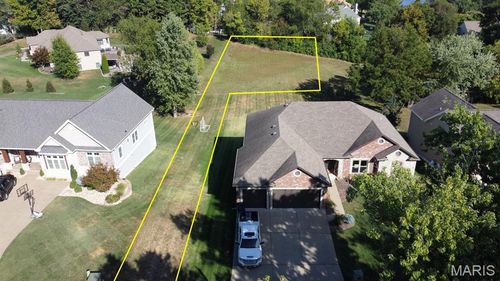 4362 Hineman Dr, Saint Charles, MO, 63301-4520 | Card Image