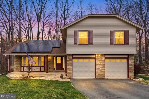 7201 Neaptide Ln, BURKE, VA, 22015-4458 | Card Image