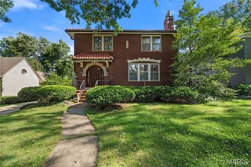 7430 Byron Pl, Clayton, MO, 63105-2917 | Card Image