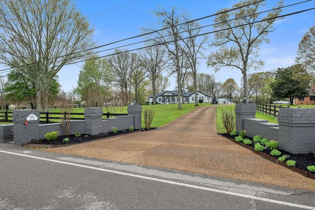 1486 Guill Rd, House other with 4 bedrooms, 4 bathrooms and 2 parking in Mount Juliet TN | Image 4