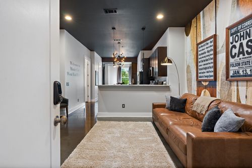 apt-211-210 30th Ave N, Nashville, TN, 37203-1563 | Card Image