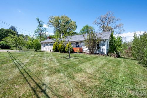 298 Erwin Hills Rd, Asheville, NC, 28806-2187 | Card Image