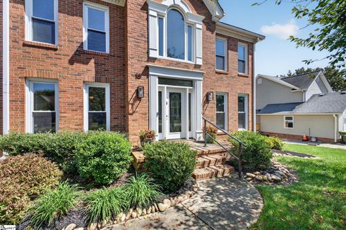 18 Middlecreek Way, Greenville, SC, 29607-6022 | Card Image