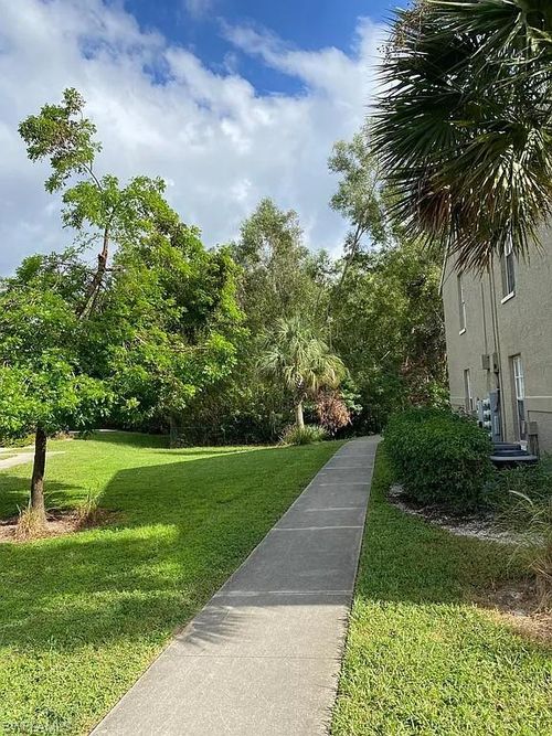 190-190 Santa Clara Dr, NAPLES, FL, 34104-5440 | Card Image