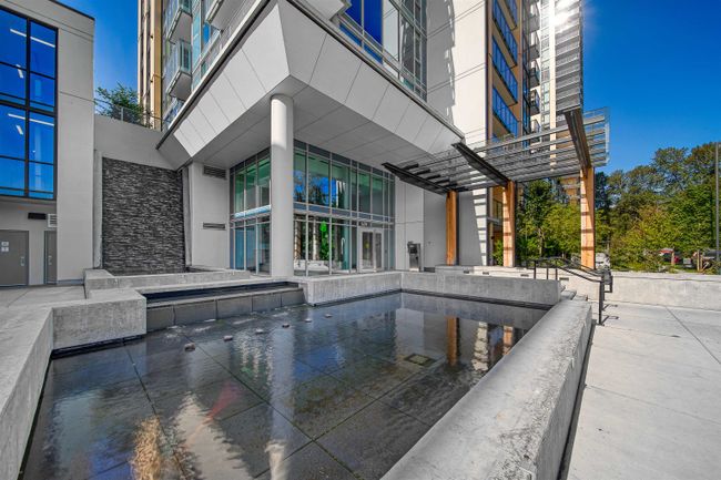 1403 - 1471 Hunter Street, Condo with 2 bedrooms, 2 bathrooms and 1 parking in North Vancouver BC | Image 3