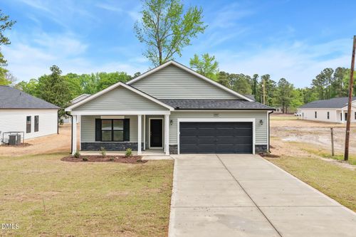 4047 Church St, Wade, NC, 28395-9779 | Card Image