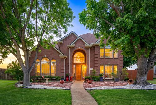 1301 Breamar Dr, Carrollton, TX, 75007-6059 | Card Image