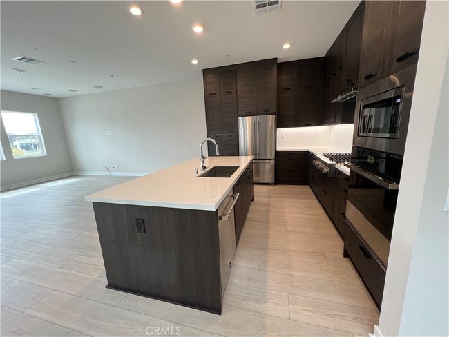 110 Pin Ln, House other with 5 bedrooms, 4 bathrooms and 2 parking in Lake Forest CA | Image 5