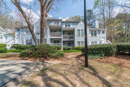 708 Glenleaf Dr, Peachtree Corners, GA, 30092-6107 | Card Image
