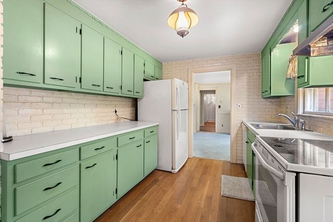 10 Maple St, House other with 4 bedrooms, 2 bathrooms and 4 parking in Wenham MA | Image 7