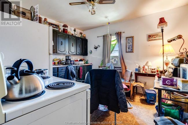 50-52 Wellington St E, Home with 0 bedrooms, 0 bathrooms and null parking in Chatham ON | Image 6