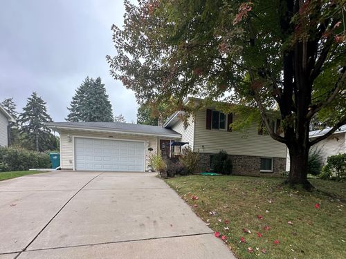 1786 17th Ave Nw, New Brighton, MN, 55112-5406 | Card Image