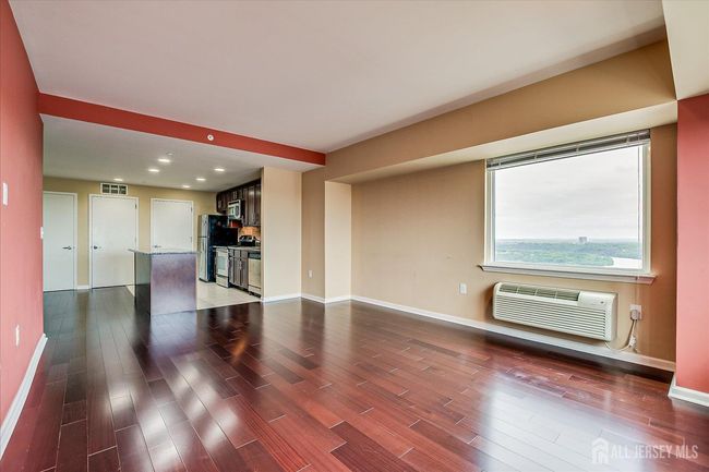 APT-2107 - 110 Somerset St, Townhouse with 2 bedrooms, 2 bathrooms and null parking in New Brunswick NJ | Image 24