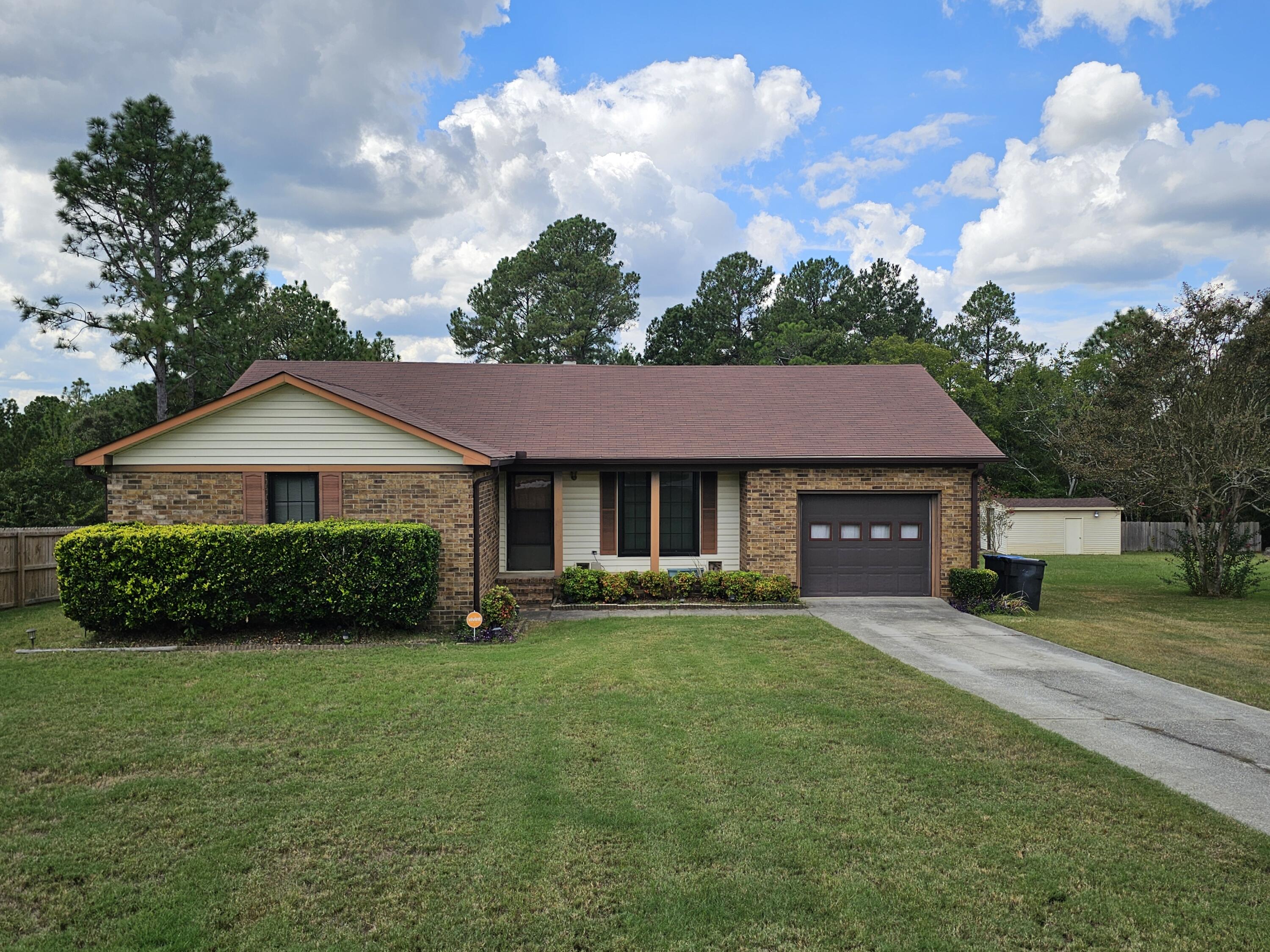Crest Dr, Hephzibah, GA 30815