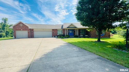 1016 Michael Lane, West Frankfort, IL, 62812 | Card Image