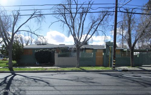 552 W Avenue J4, Lancaster, CA, 93534 | Card Image