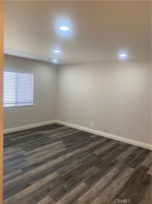 1250 S Brookhurst St, Anaheim, CA, 92804-5483 | Card Image