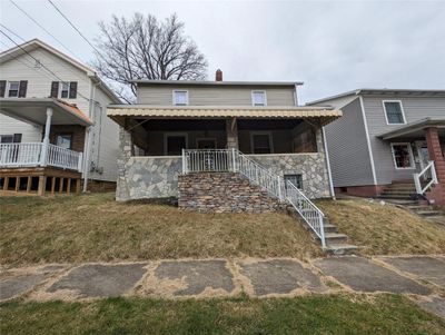 928 W Washington St, House other with 3 bedrooms, 1 bathrooms and 2 parking in Mt. Pleasant Boro PA | Image 1