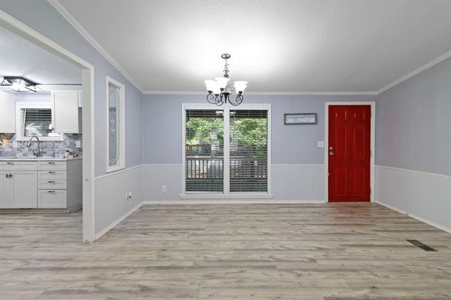737 Lake Shore Dr, House other with 3 bedrooms, 2 bathrooms and 2 parking in Trinity TX | Image 14