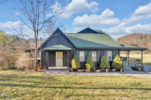136 Beecher Holtsclaw Rd, Roan Mountain, TN, 37687-3477 | Card Image